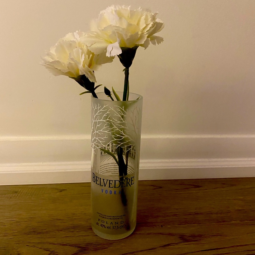 Belvedere vodka | bottle vase